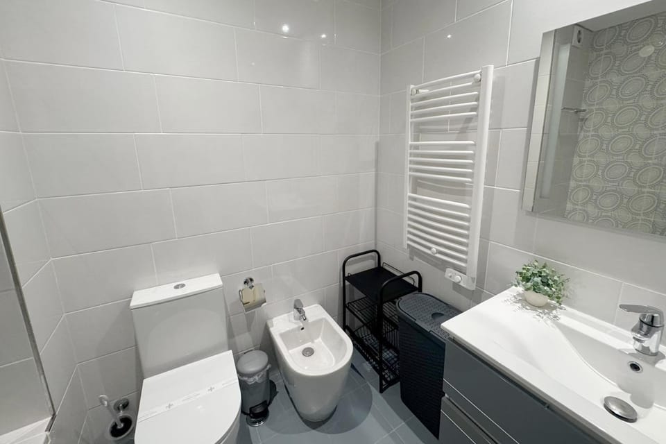 Shower, Toilet, Bathroom, bidet