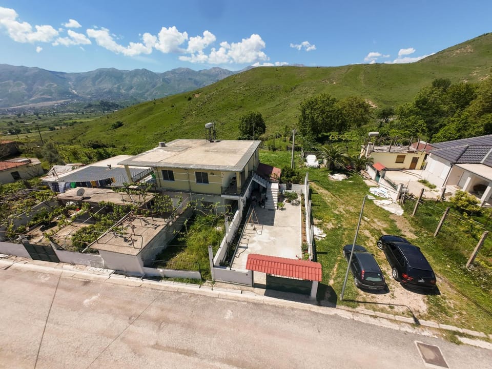 Property building, Natural landscape, Street view, Parking
