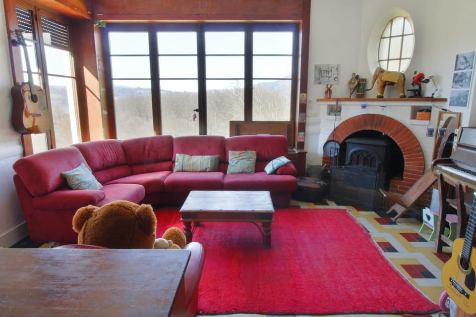 Bohemian holiday home with lake view House in Auvergne-Rhône-Alpes