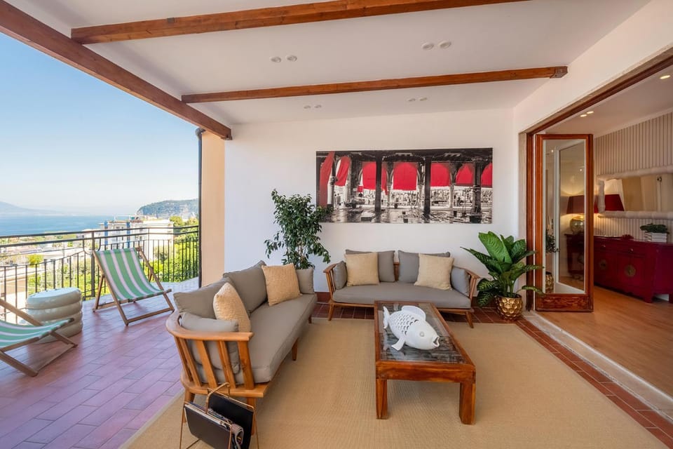 Casa Mario with terrace and sea view Apartment in Sorrento
