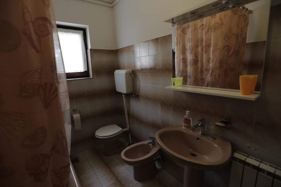 Toilet, Bathroom, bidet