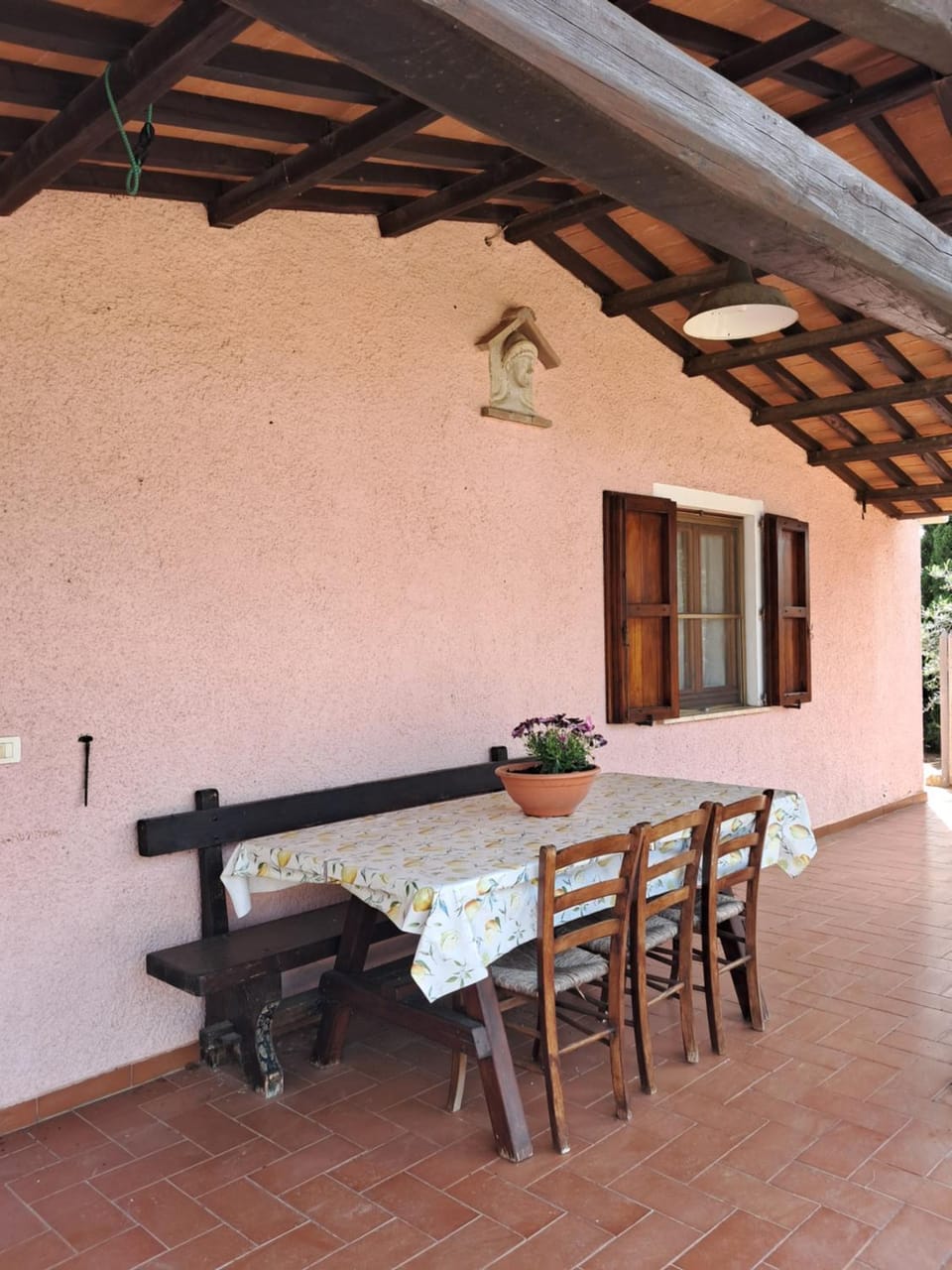 Patio, Living room, Seating area, Dining area