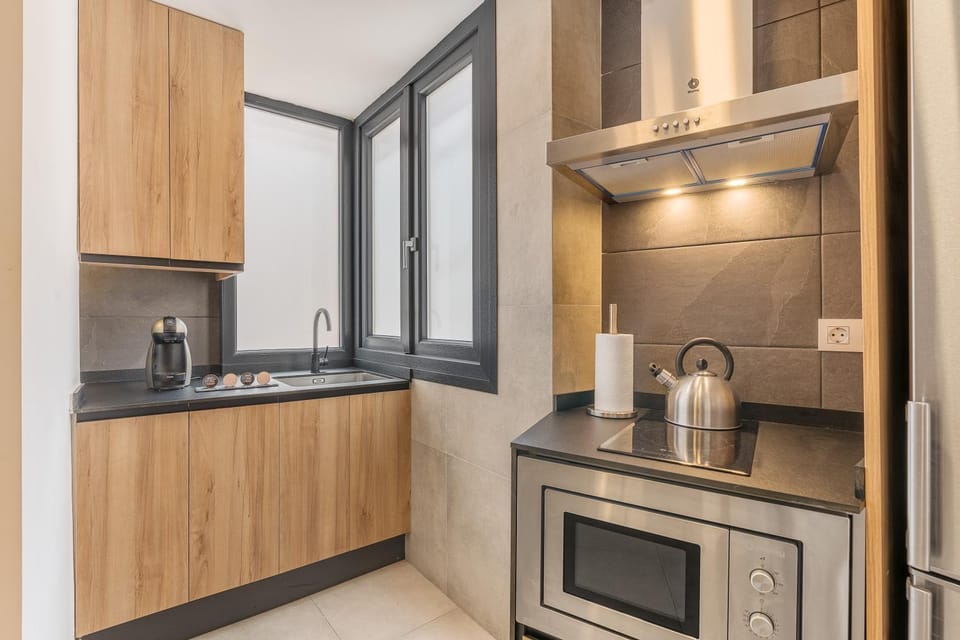 Kitchen or kitchenette, Living room