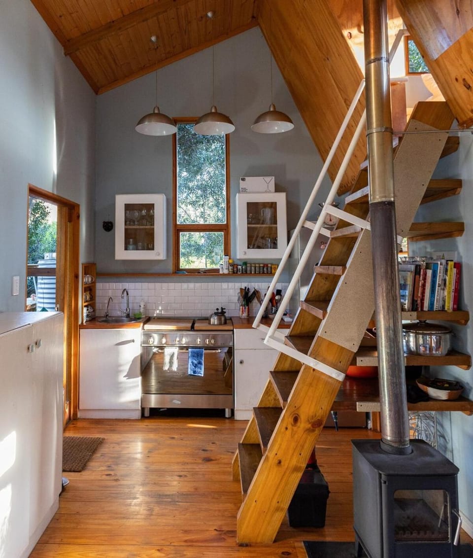 Wild and off-the-grid with style House in Western Cape
