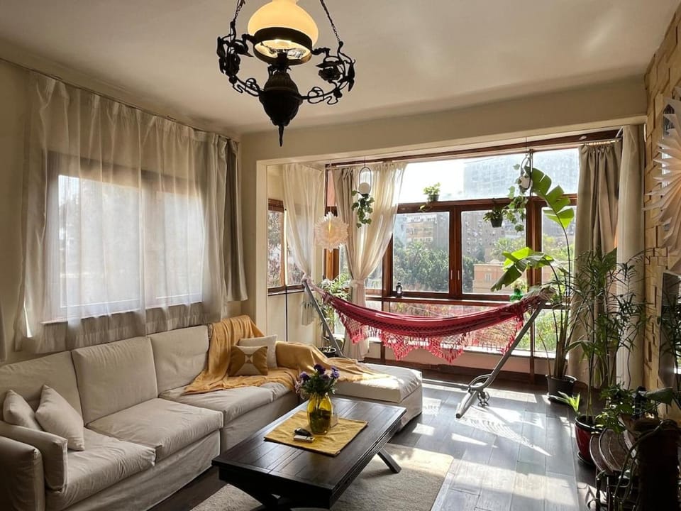 Luxury Colorful Zamalek Apartment w Amazing View Apartment in Cairo