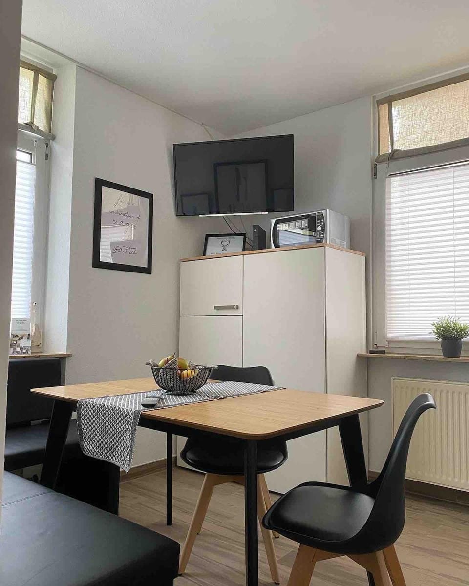 TV and multimedia, Dining area