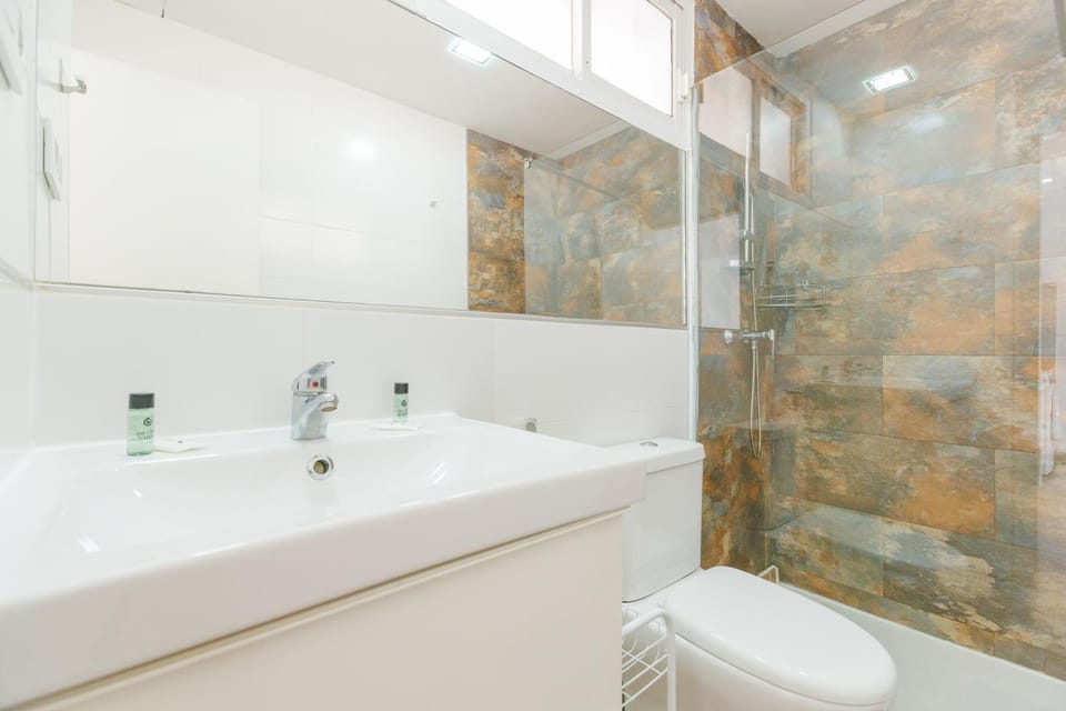 Shower, Bathroom