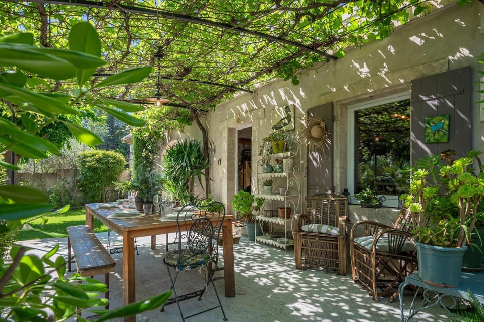 Mas Paradou, au coeur des Alpilles House in Arles