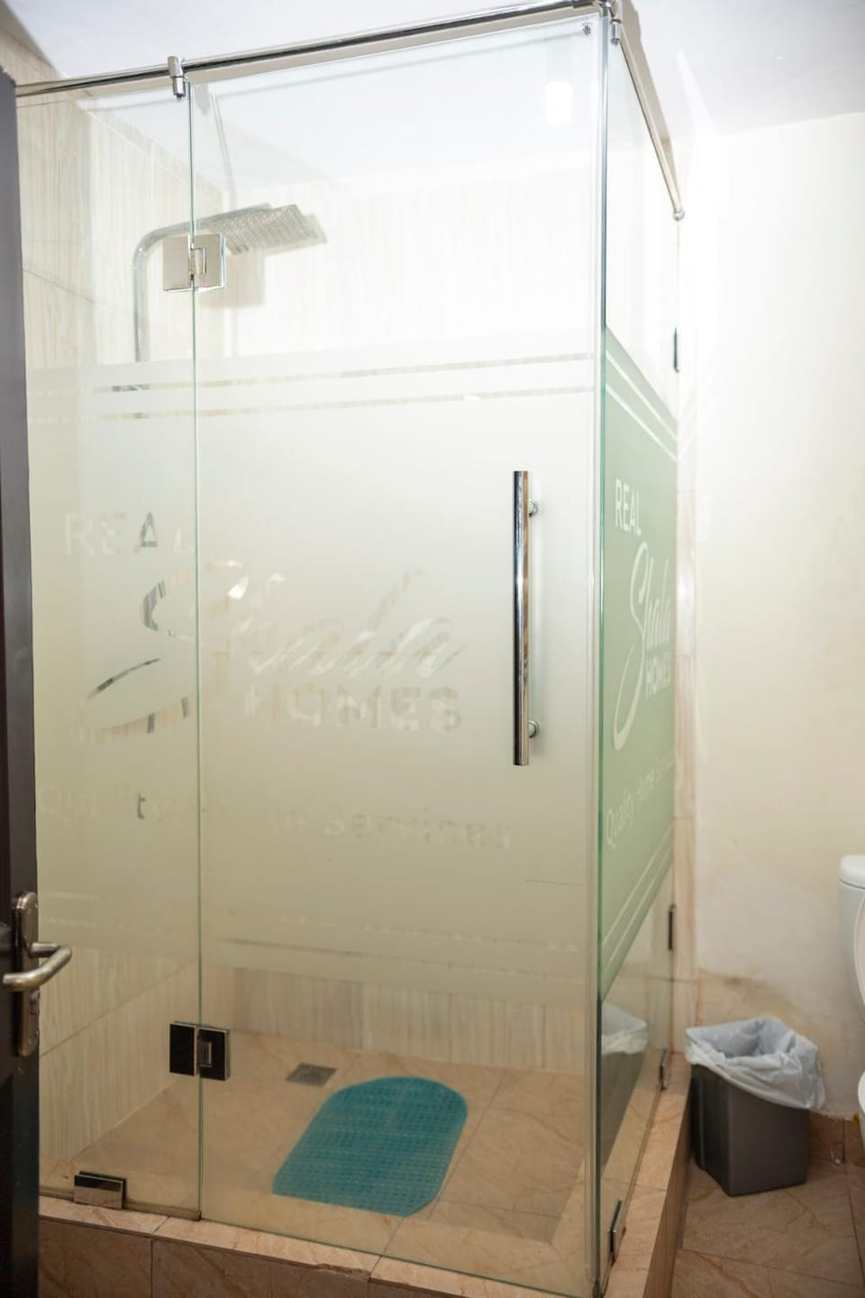RealShala Stylish & Cozy 1-BR Adjiriganor Apartment in Greater Accra Region, Ghana