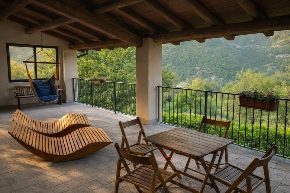 Spring, Day, Natural landscape, Garden, Balcony/Terrace, Garden view, Mountain view