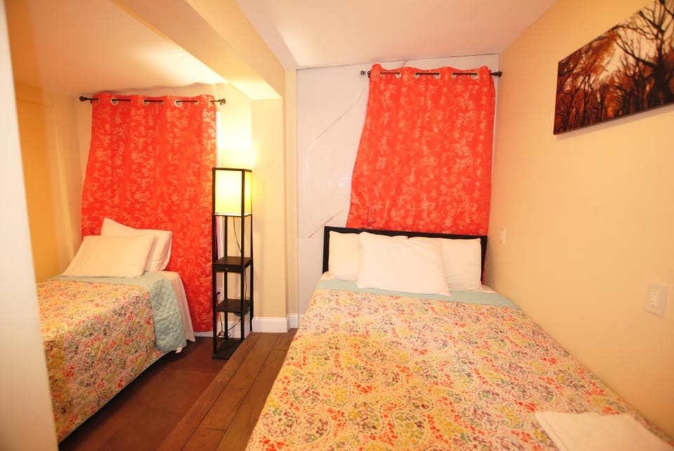 Penn Station Room Motel Casa Bed and Breakfast in Newark