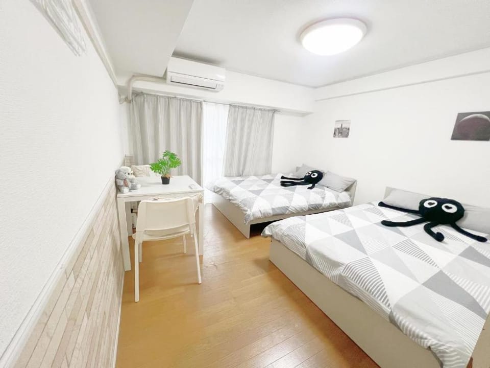 Takadanobaba RedH Apartment in Shinjuku