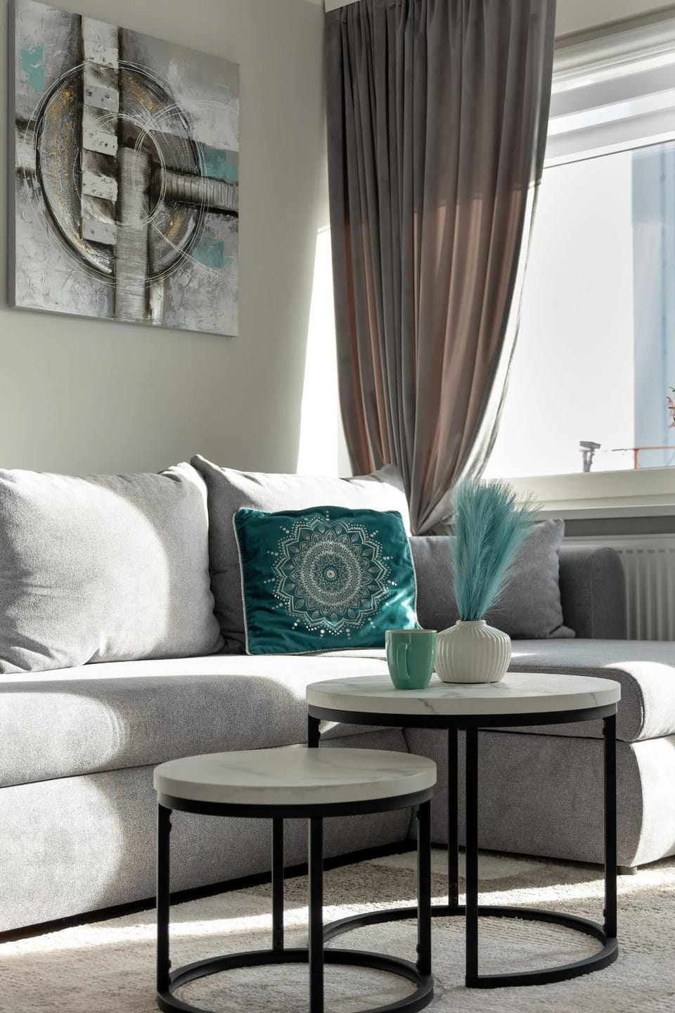 Living room, Seating area