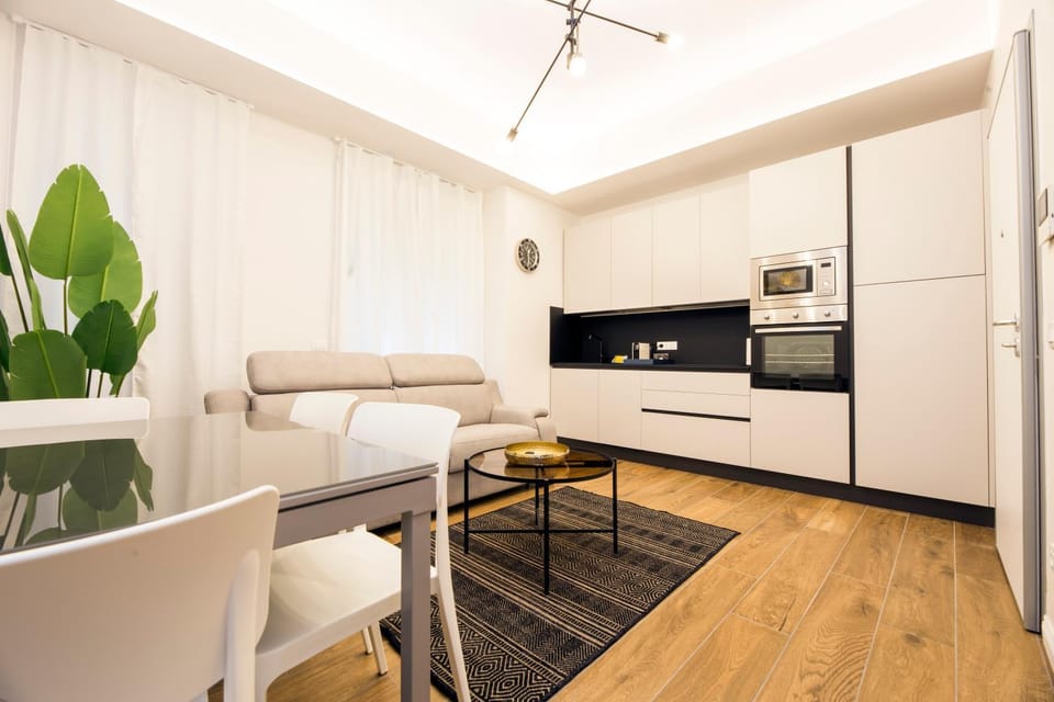 Kitchen or kitchenette, Living room, Seating area, Dining area, oven, stove