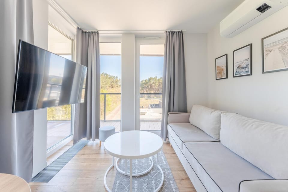 TV and multimedia, View (from property/room), air conditioner