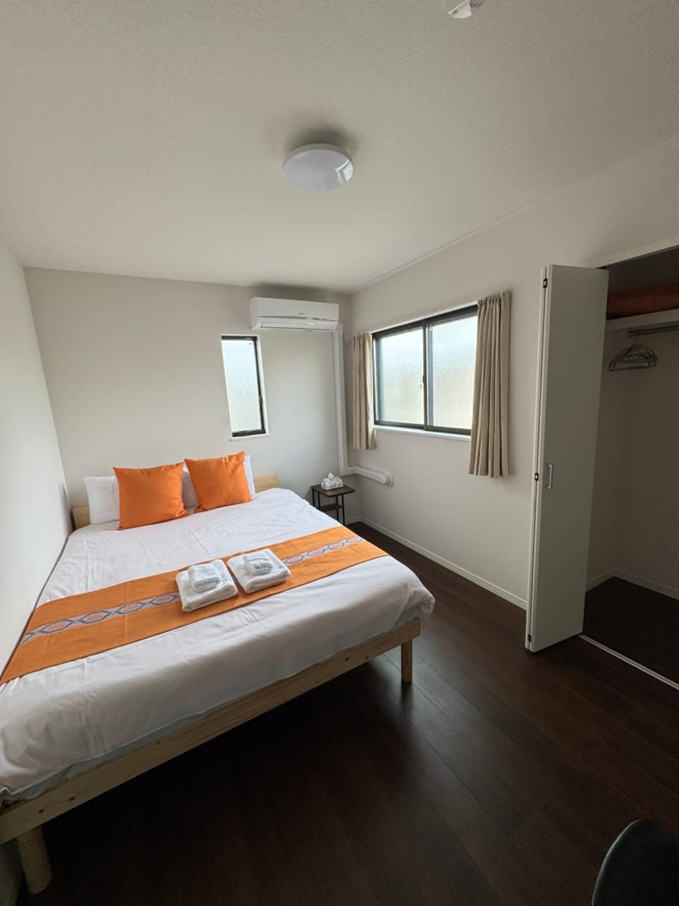 Bed, Photo of the whole room, Bedroom, towels, wardrobe