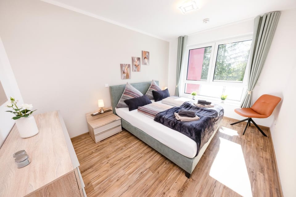 Bed, Bedroom, wardrobe