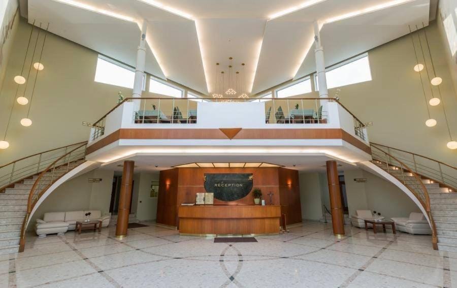 Viesnīca Garden Hotel in Latvia