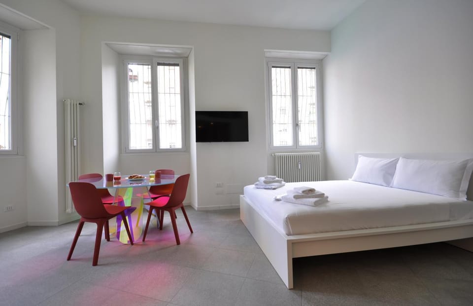 Living room, Bedroom