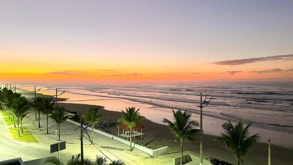 Paraíso da Praia & Piscinas Apartment in State of São Paulo