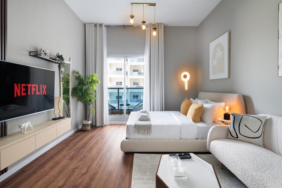 Living room, Photo of the whole room, Seating area, Bedroom
