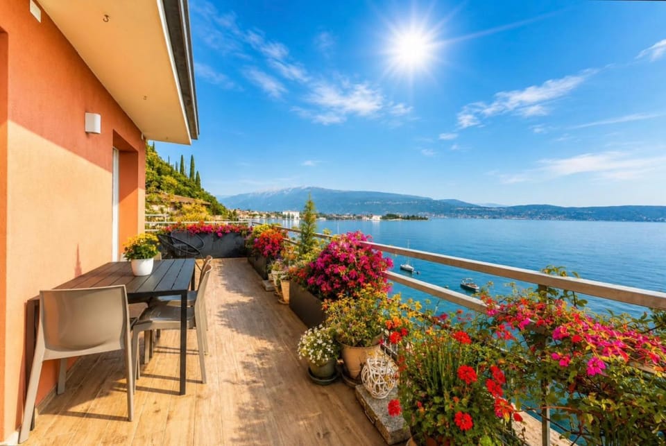 Natural landscape, Balcony/Terrace
