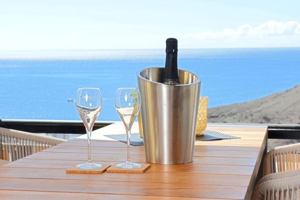 Ocean View Loma Verde House in Comarca Sur