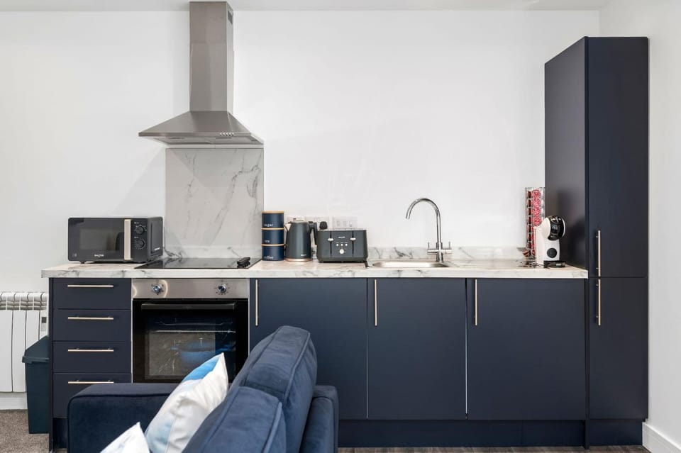 Kitchen or kitchenette, oven, stove