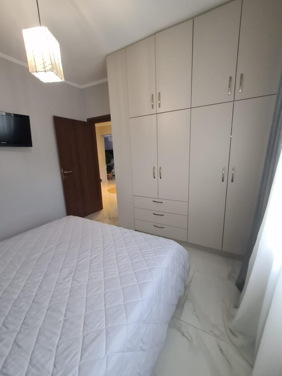TV and multimedia, Photo of the whole room, Bedroom, wardrobe