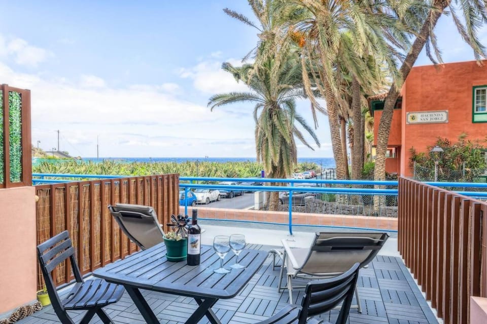 Ocean Blue Dream Apartment in La Palma