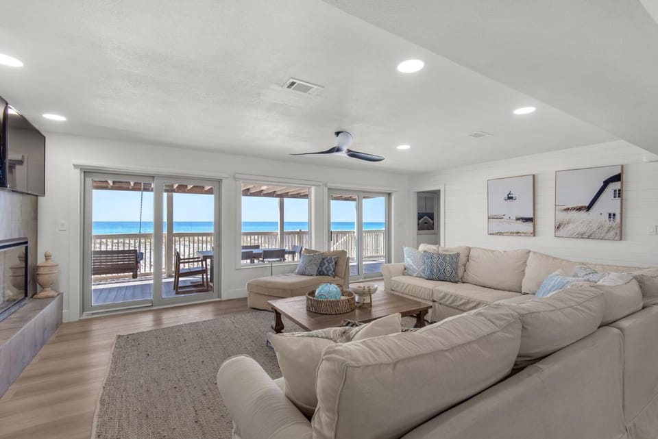 Bare Feet Retreat by Gulf Coast Getaways House in Pensacola Beach