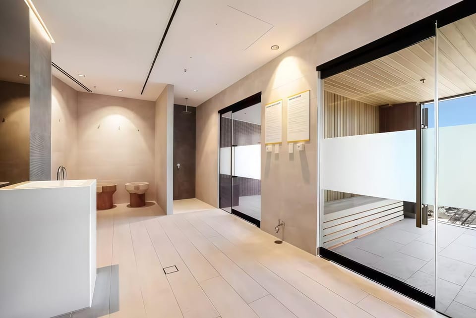 Bathroom, Spa and wellness centre/facilities