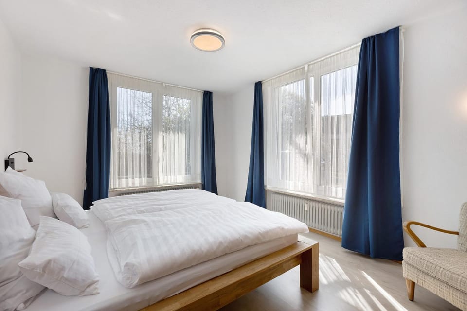 Living room, Bedroom