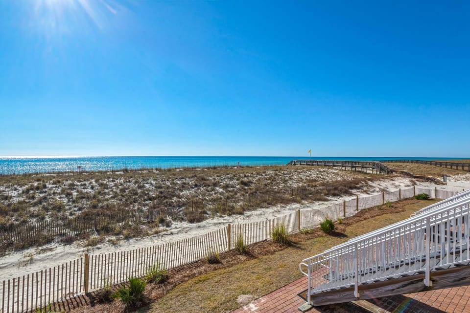 Beach Baby by Gulf Coast Getaways Apartment in Pensacola Beach