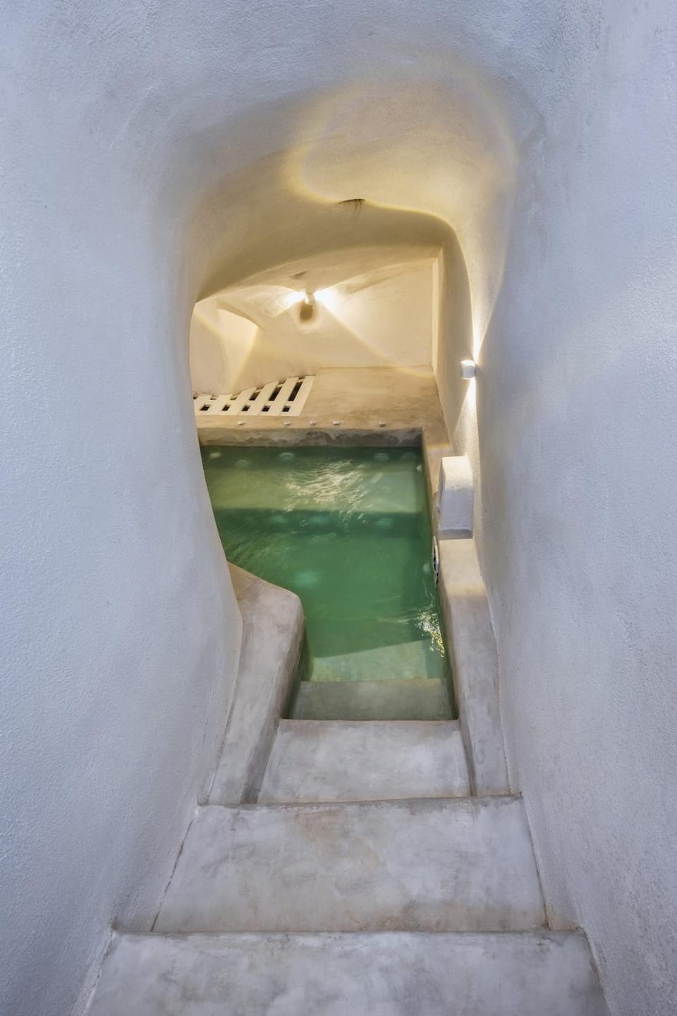 Hot Tub, Swimming pool
