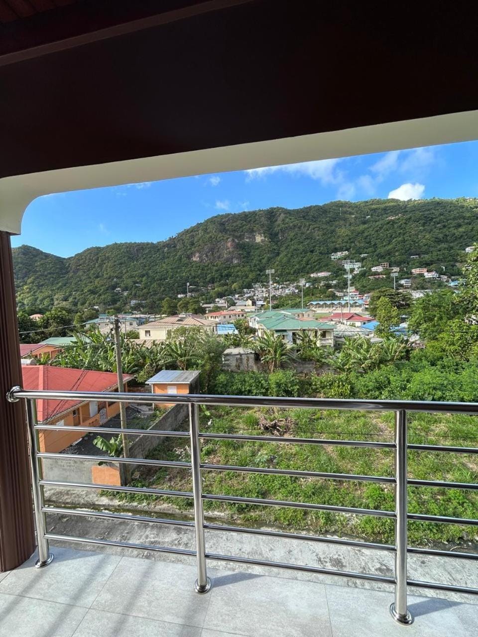 Agape Suites-Room 5-2nd Floor Apartment in Caribbean
