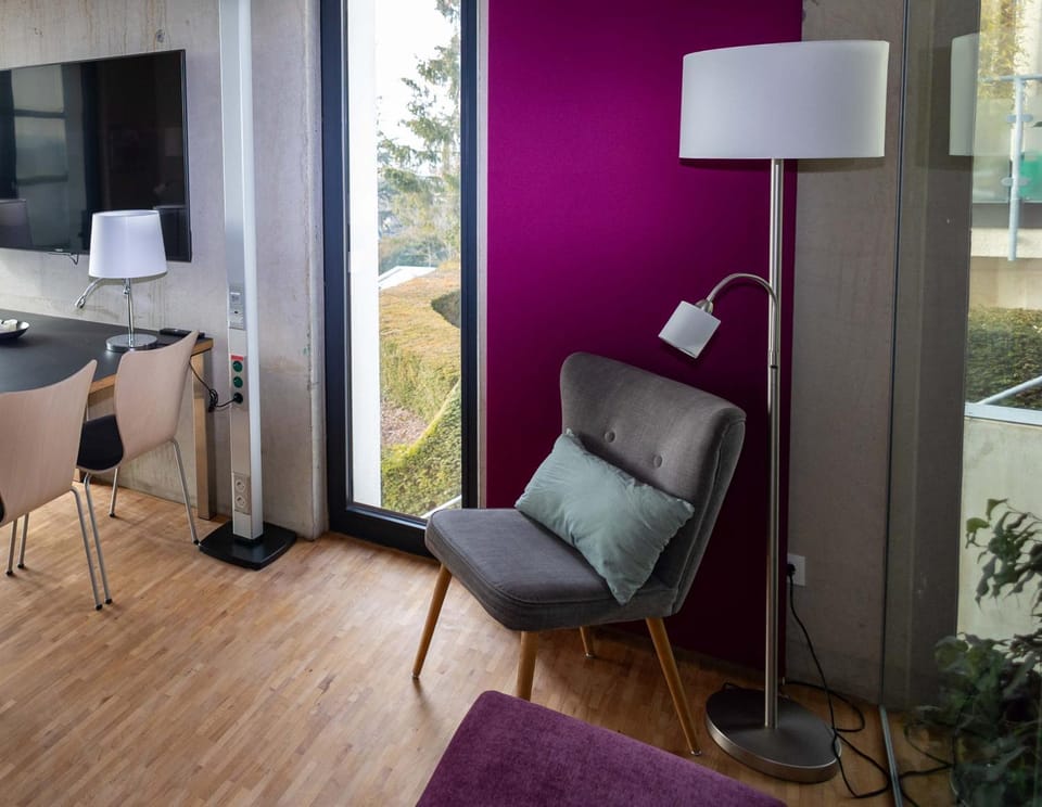 View (from property/room), Living room, Seating area