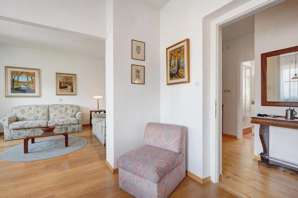 Property building, Living room