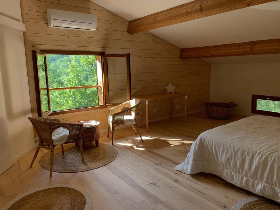 Chambre confortable à la campagne Bed and Breakfast in Occitanie