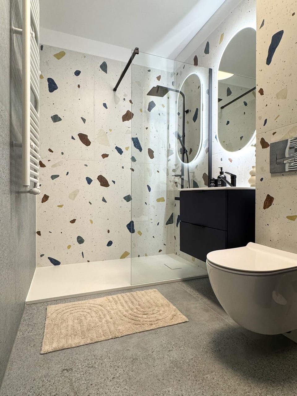 Shower, Toilet, Bathroom