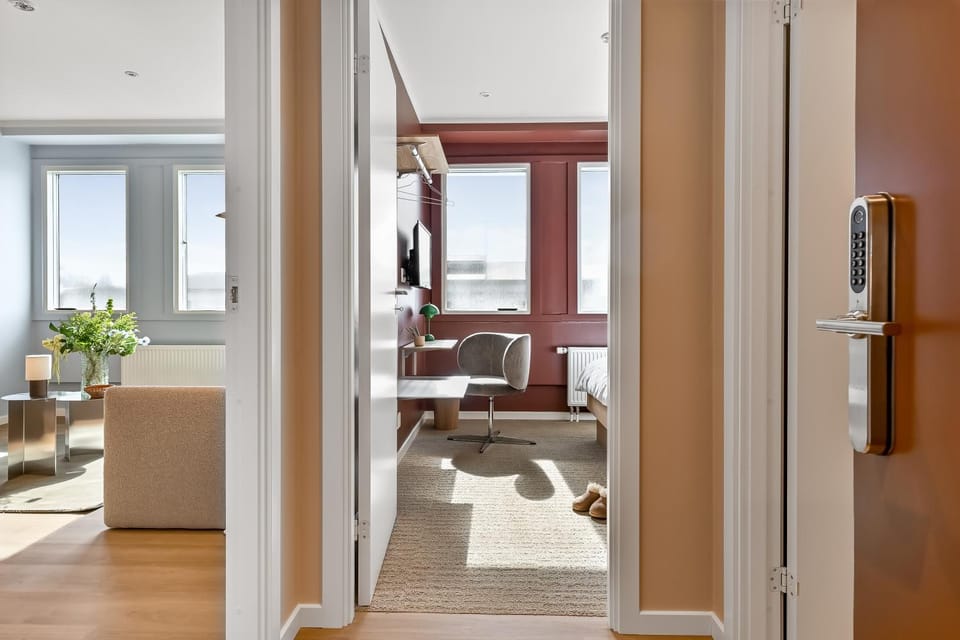 Living room, Photo of the whole room, Bedroom