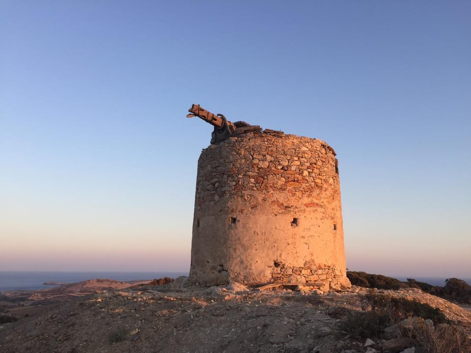Nearby landmark, Natural landscape