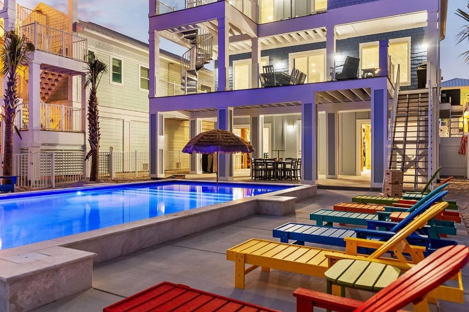 Guitars and Tiki Bars by Gulf Coast Getaways House in Pensacola Beach