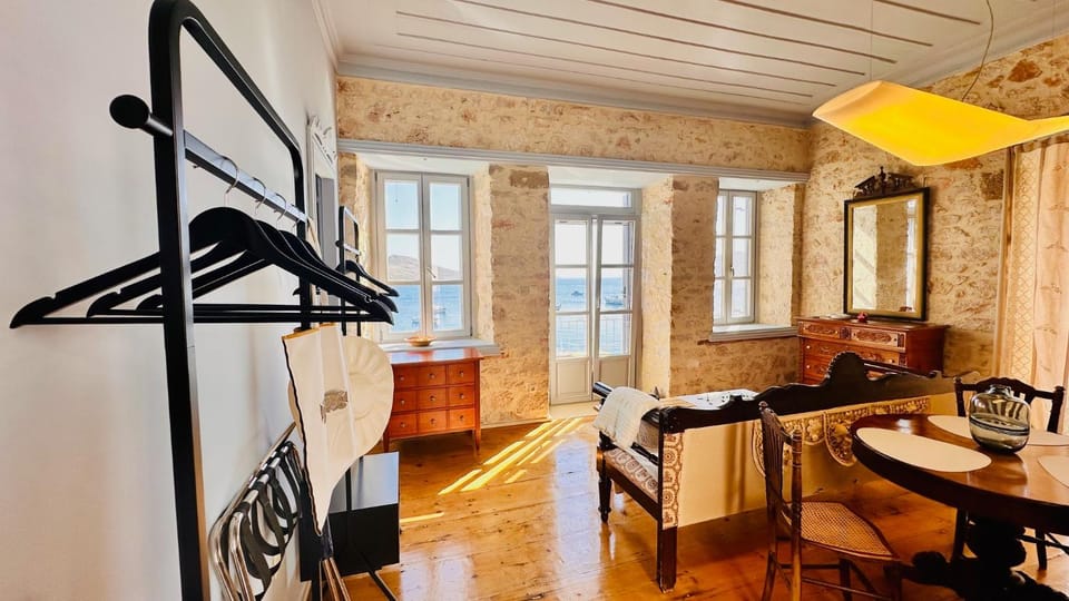 Photo of the whole room, Seating area, Sea view, wardrobe