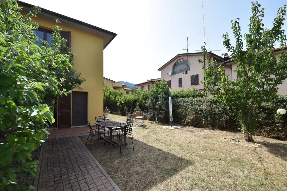 Property building, Garden, Garden view