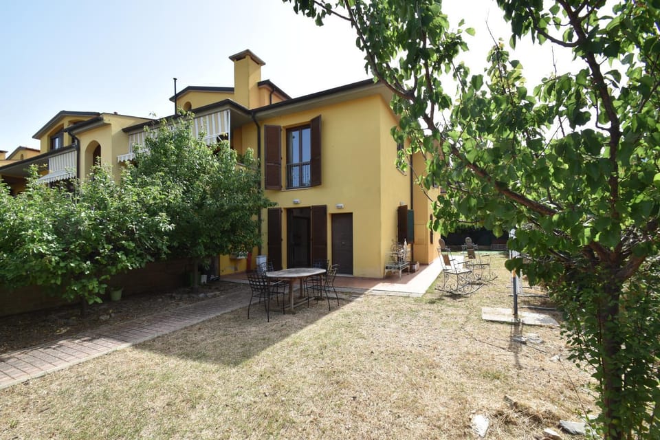 Property building, Garden, Garden view