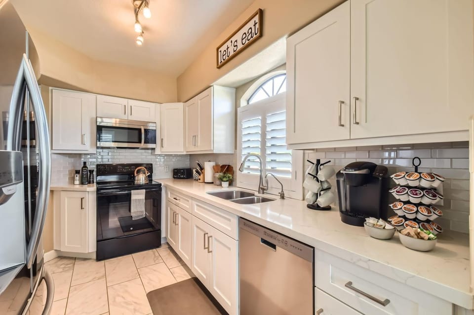 Scottsdale Thompson Peak Apartment in Scottsdale