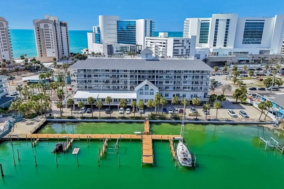 Schantzis on the Gulf House in Clearwater Beach