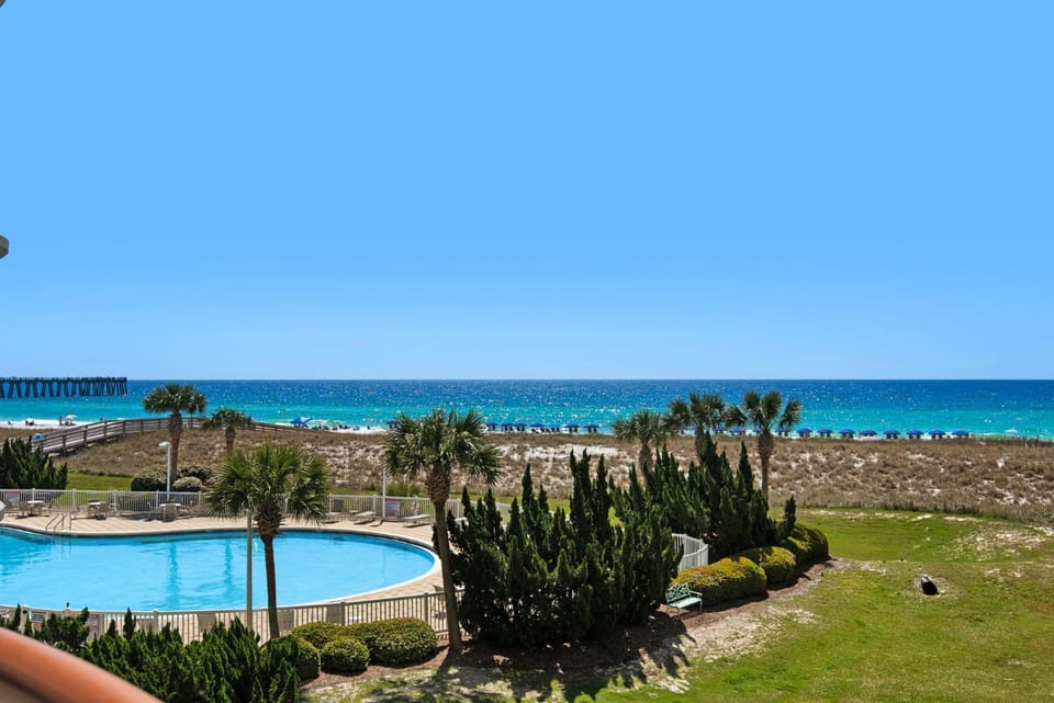Ocean Breezes by Gulf Coast Getaways Apartment in Pensacola Beach