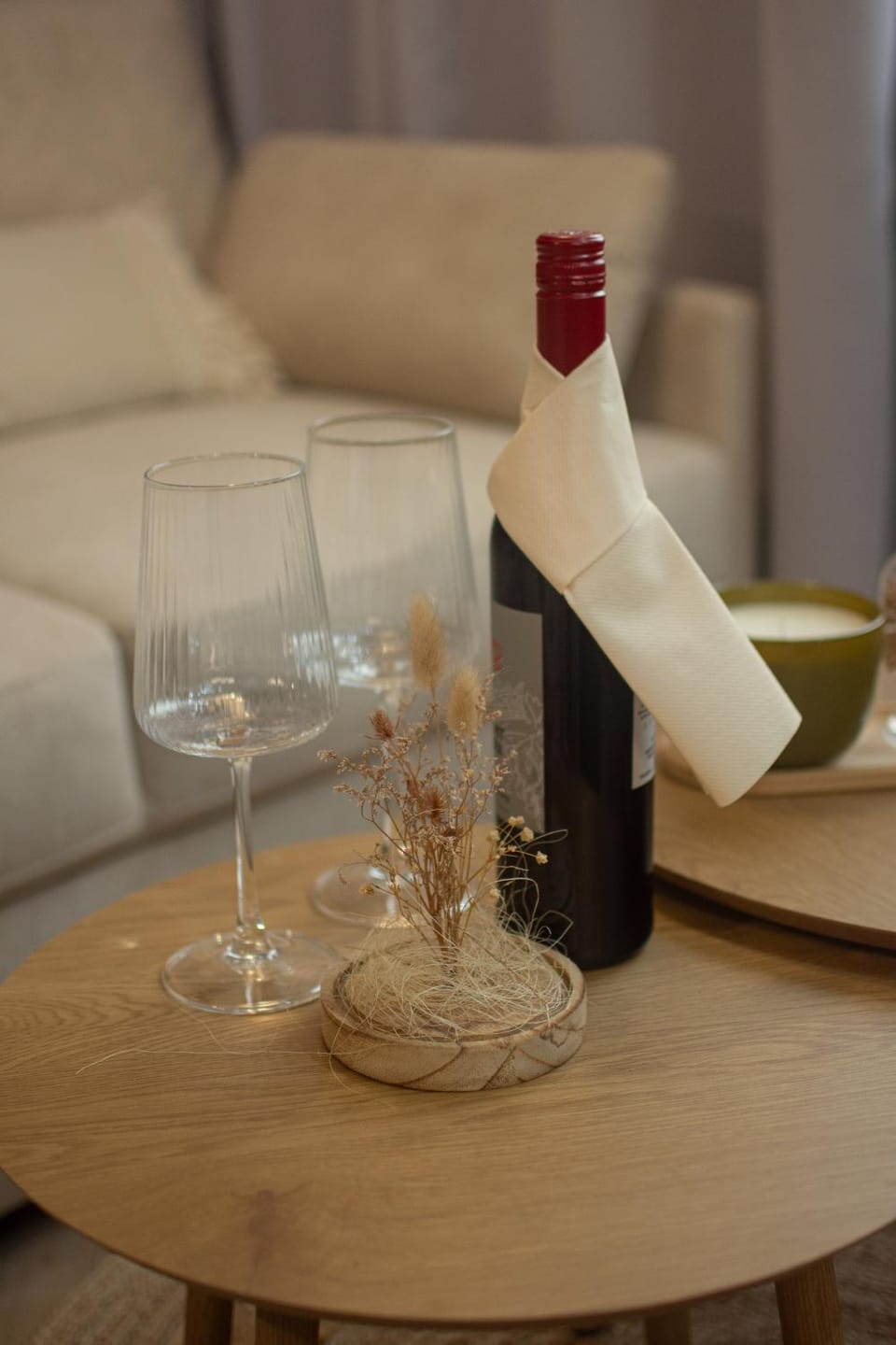 Living room, Seating area, Drinks, Alcoholic drinks